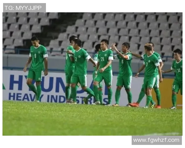 上海乒乓球队在世界杯预选赛中的团队协作表现分析与点评