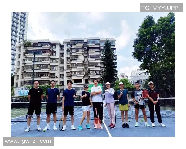 深圳网球队在城市联赛中的团队协作表现分析与点评